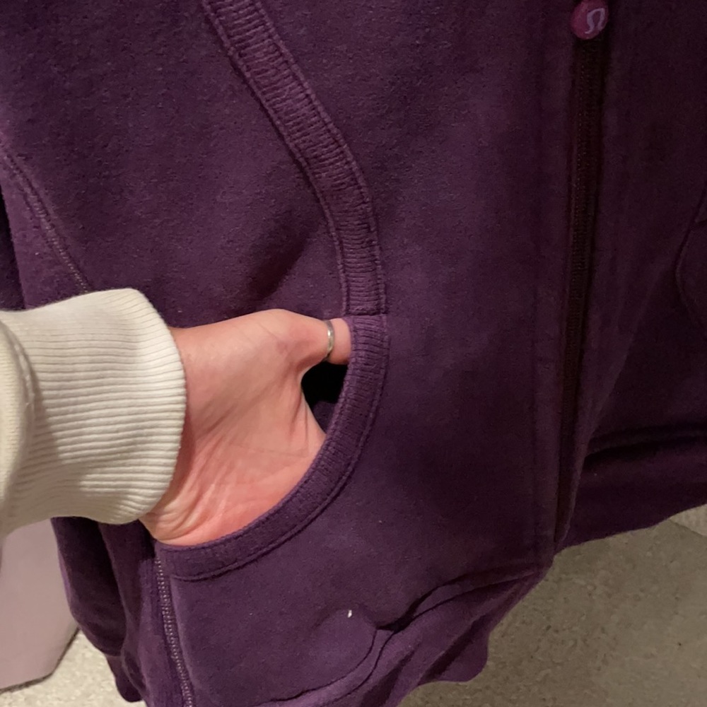 Lululemon Scuba Jacket - Picture 5 of 6